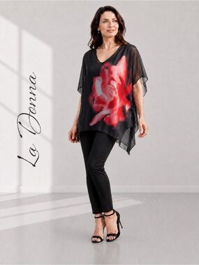 •la Donna Médium Black Blouse with Red Floral Accent